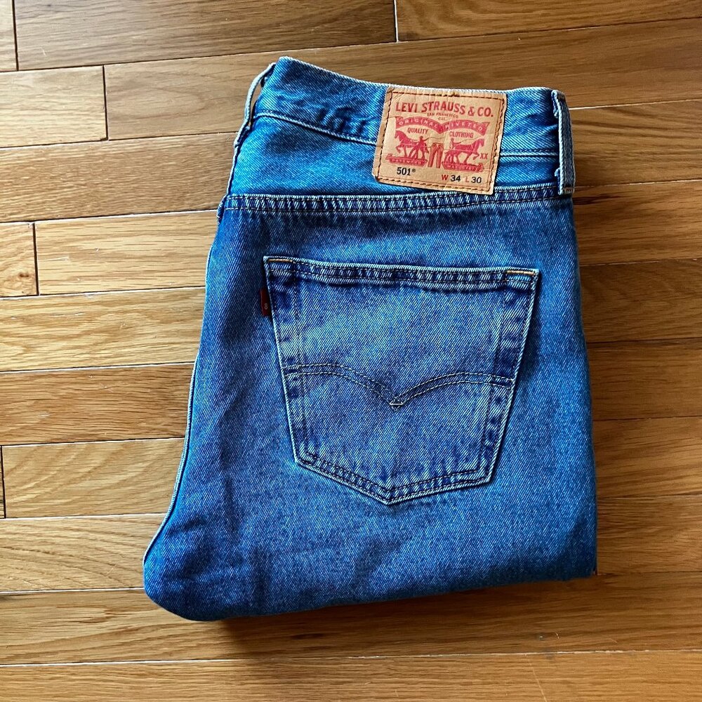 Men's Levi's 501 Blue Jeans 34 x 30 NWOT